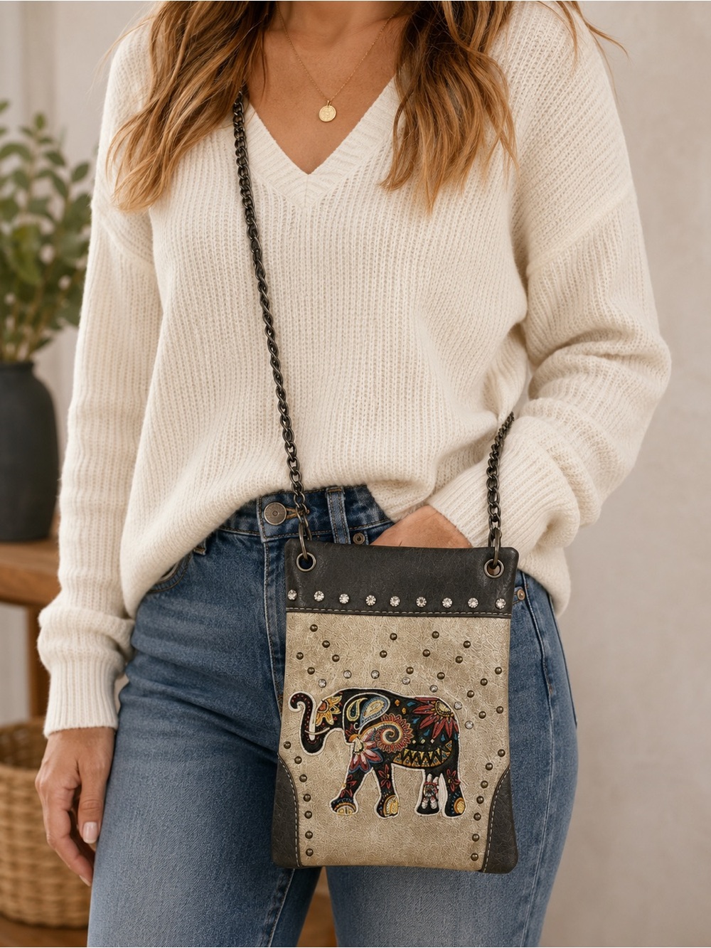Elephant Crossbody Bag Purse Distressed Look NWOT e🐘